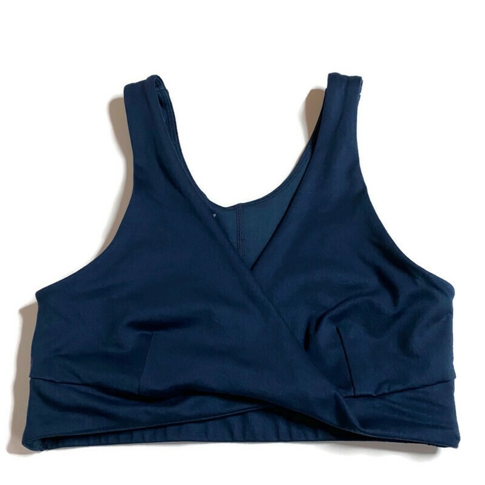 🤎3/$25 Navy blue open back sports bra